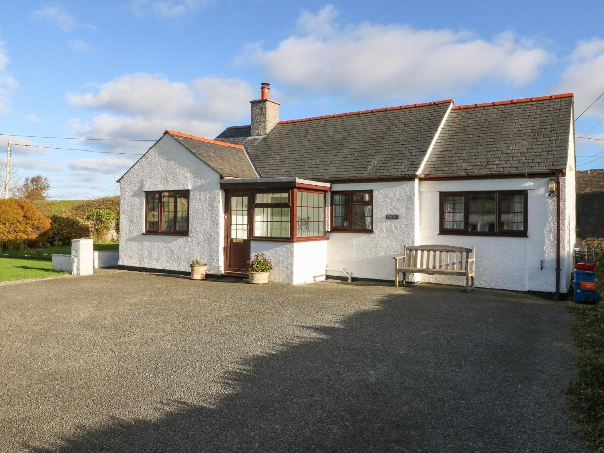 Penllwyn Villa Beaumaris Exterior photo